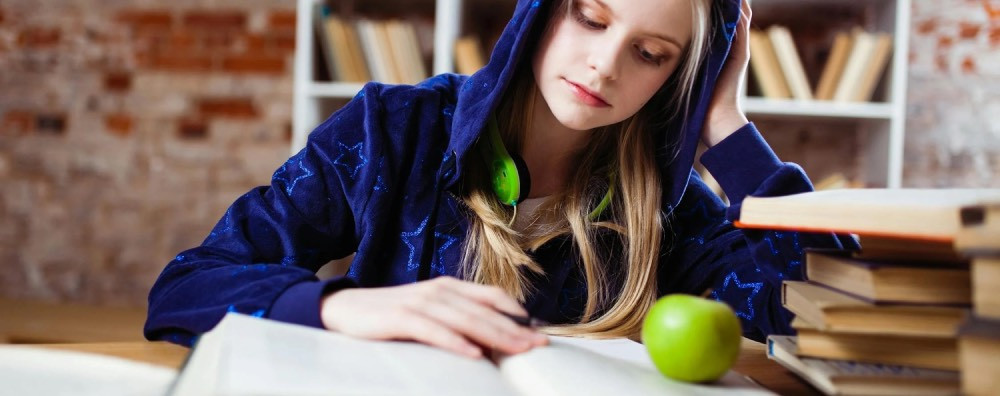Engaging Courses  – Discover well-structured courses designed by experts to enhance your knowledge and skills.